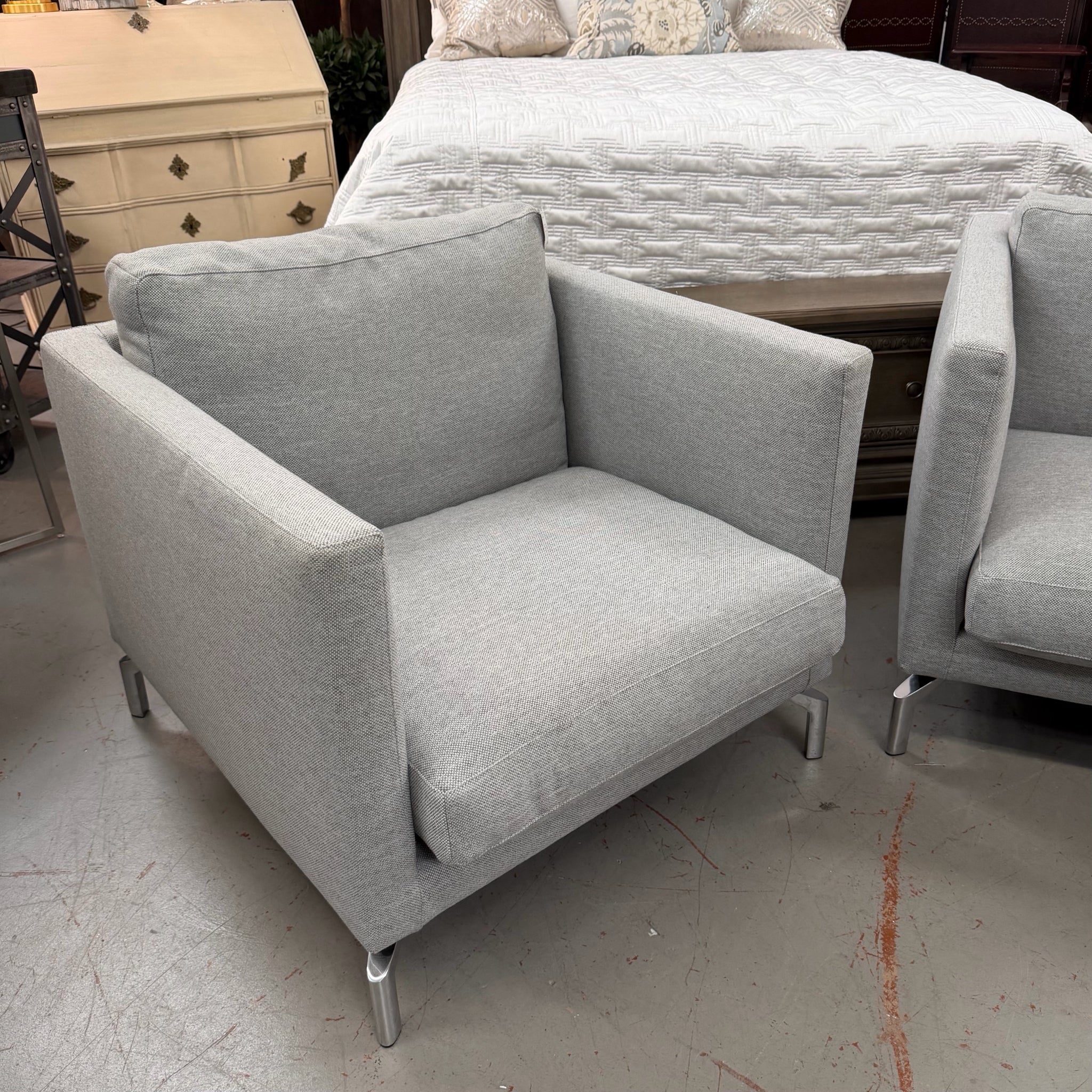 Design Within Reach Comolino Chair 31x35x31 NEW