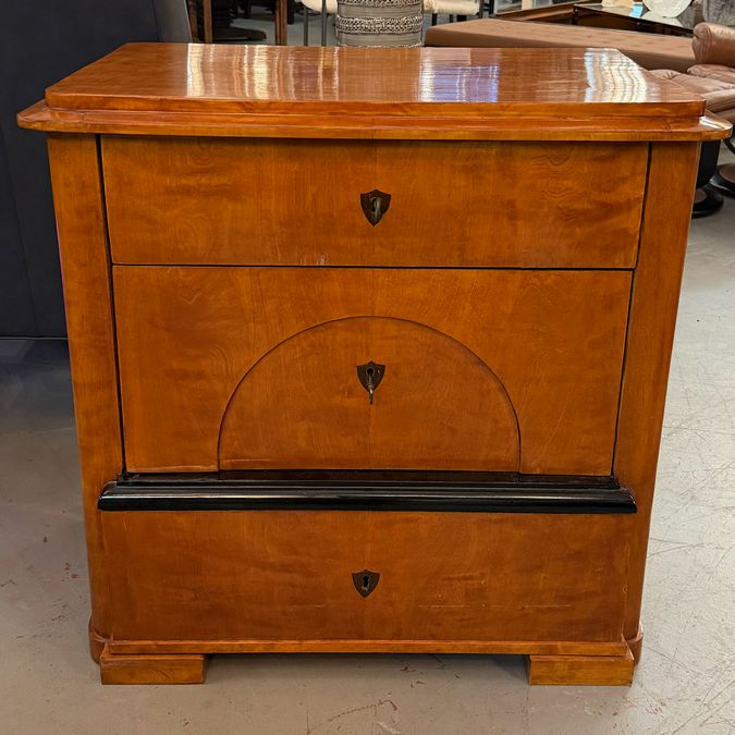 Circa Early 19C Biedermier 3-Drw Commode Chest 33x32x31.5