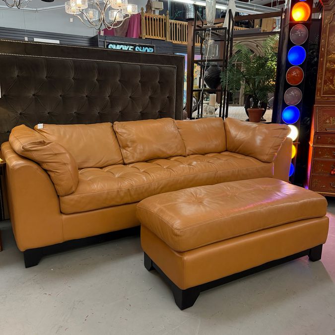 Cantoni Sofa & Ottoman W/Marsala Buckskin Leather 100x37x33