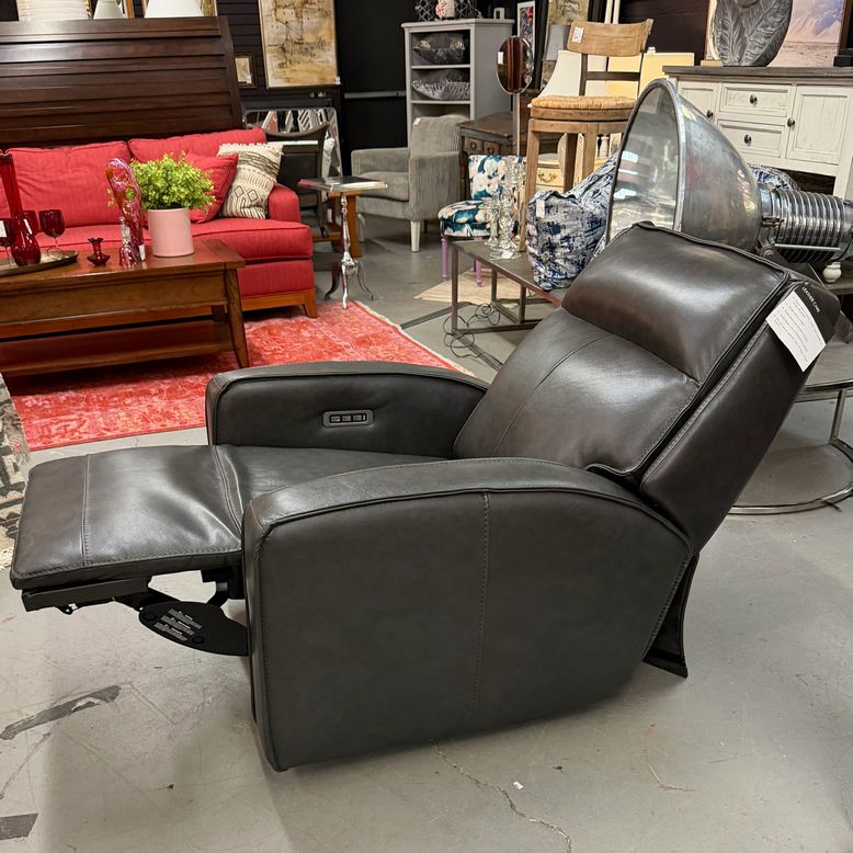 Haverty's Haley Leather Power Recliner 34X41X39 NEW
