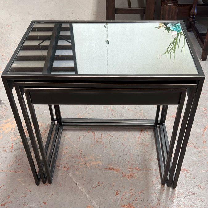 SET/3 Restoration Hardware Gamercy Nest Tables W/Mirrored Tops & Drawer 16,22,24