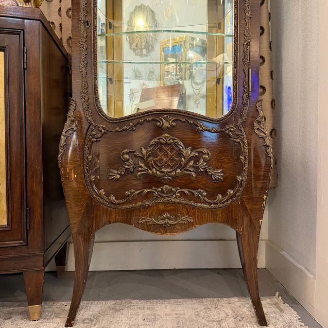Curved Glass Bombay Wood Carved Vitrine W/Brass Detail, Gold Leaf 24x14x62 AS IS