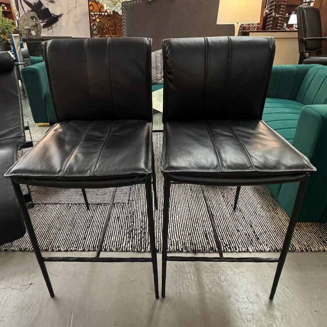 PAIR Pottery Barn Eugina Black Leather Counter Barstools 19x21x39 (26.5 seat)