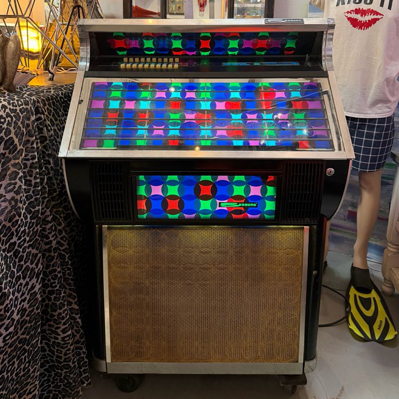 1960s Seeburg Model 100 Juke Box w/50 45's 32x23x52