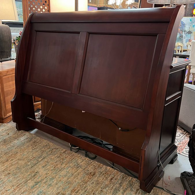 Queen Chateau De Vin Sleigh Head/Footboard/SRs/SLats 59x63