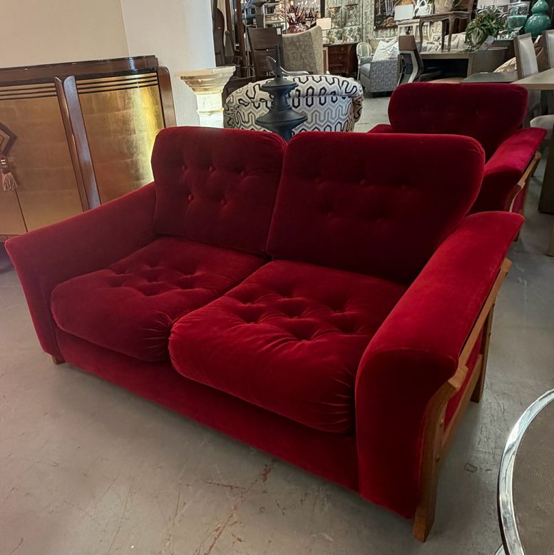 Mid Century Vintage Red Velvet Love Seat 60x35x31