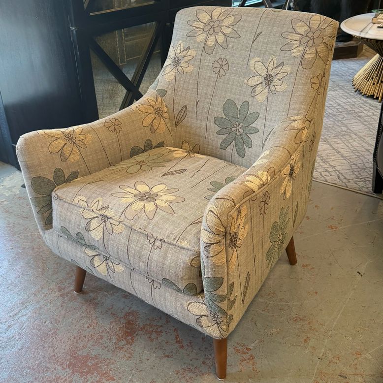 Flower Upholstered Accent Chair 28x33x35