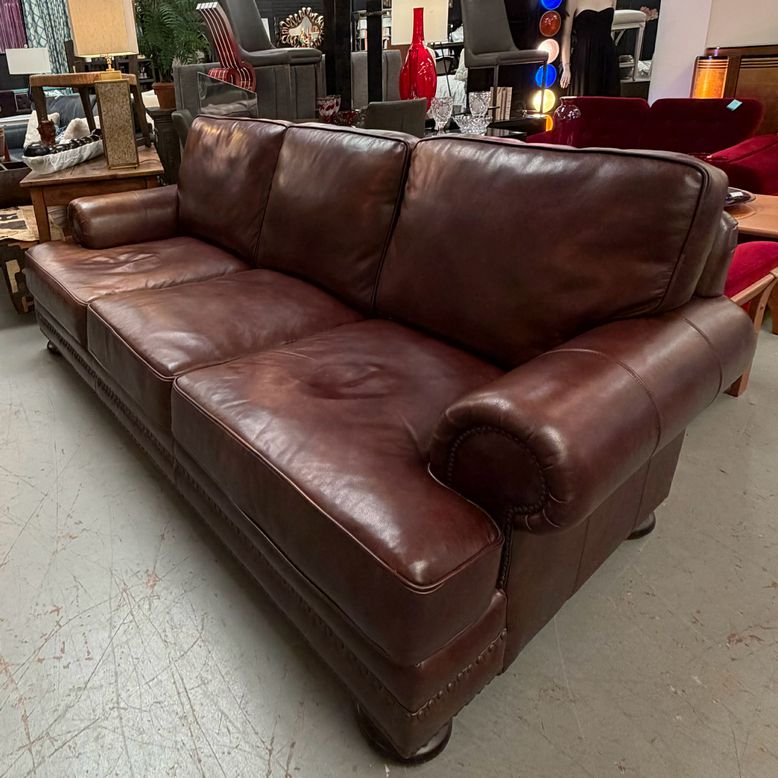 Bernhardt Foster Brown Leather Sofa W/Nailhead Trim 96x48x36