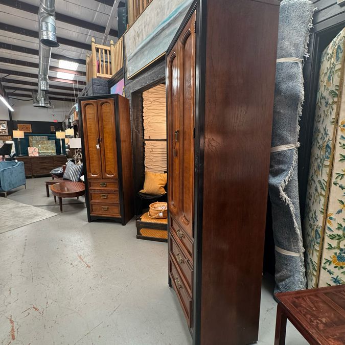 Vintage Thomasville Embassy Cabinet 26x17.25x78.5