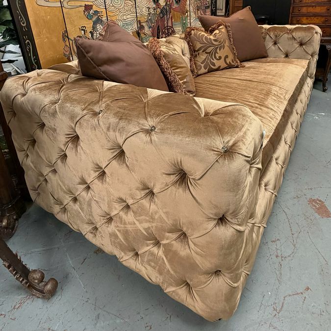 Marge Carson Custom Couture Milan Gold Velvet Tufted Sofa 103x47x32