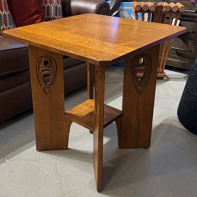 Stickley Argyle Street Mission Oak Side Table 24x24x26