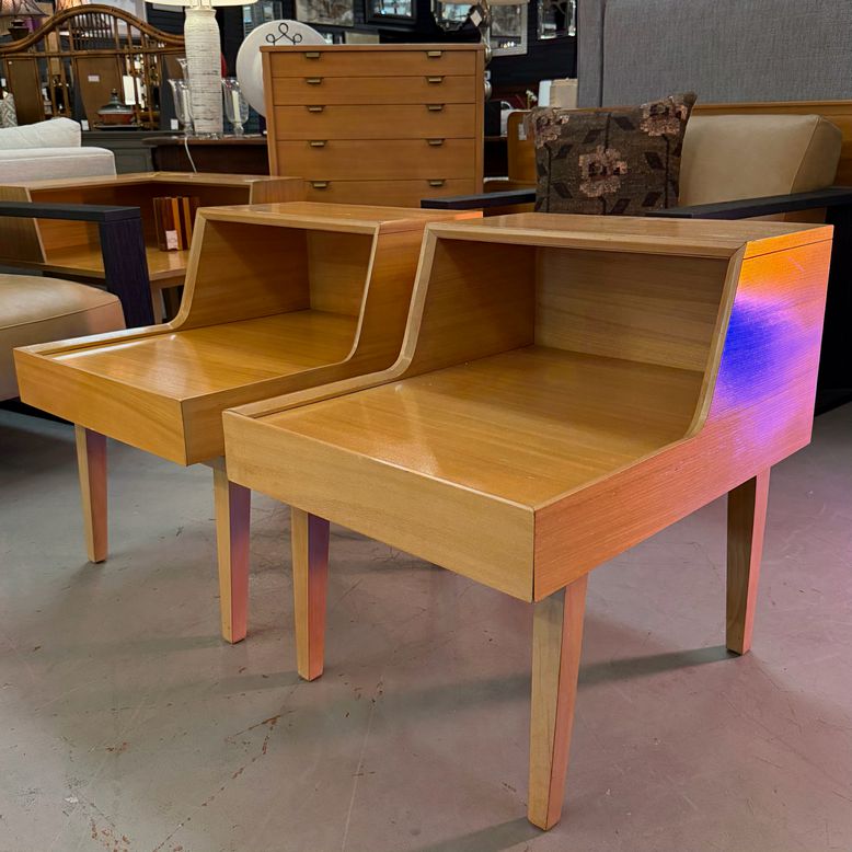 PAIR Edward Wormley for Drexel Precedent Step Tables 21x27x26