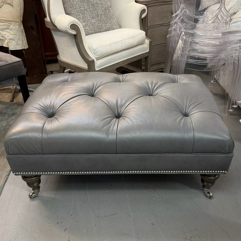 Ethan Allen Anton Tufted Leather Ottoman W/Nailhead Trim 40x28x17