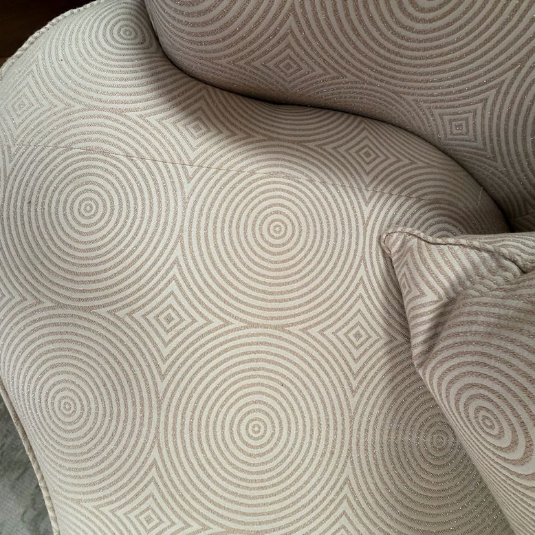 Ethan Allen "Channing" Curved Sofa W/Pillows 64x44x33