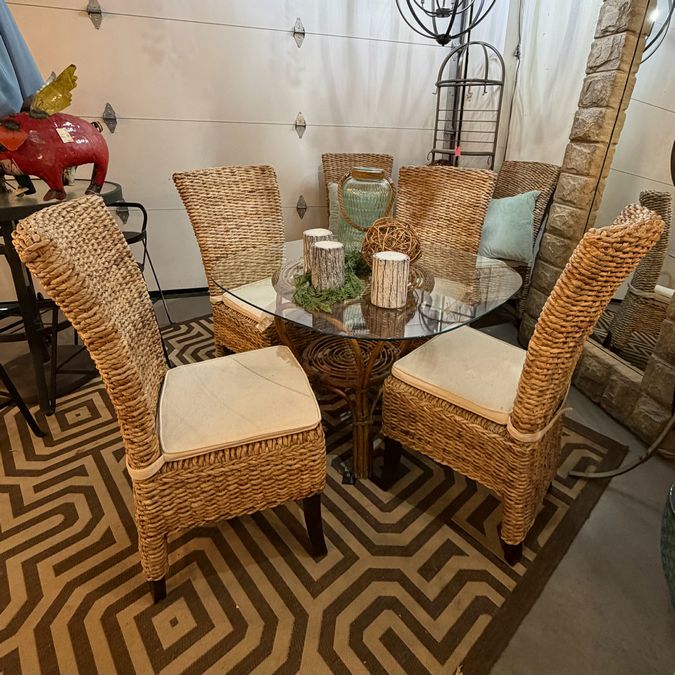 SET/6 Reagan Woven Banana Leaf Chairs W/Cream Cushions 17.5x22.5x41.5