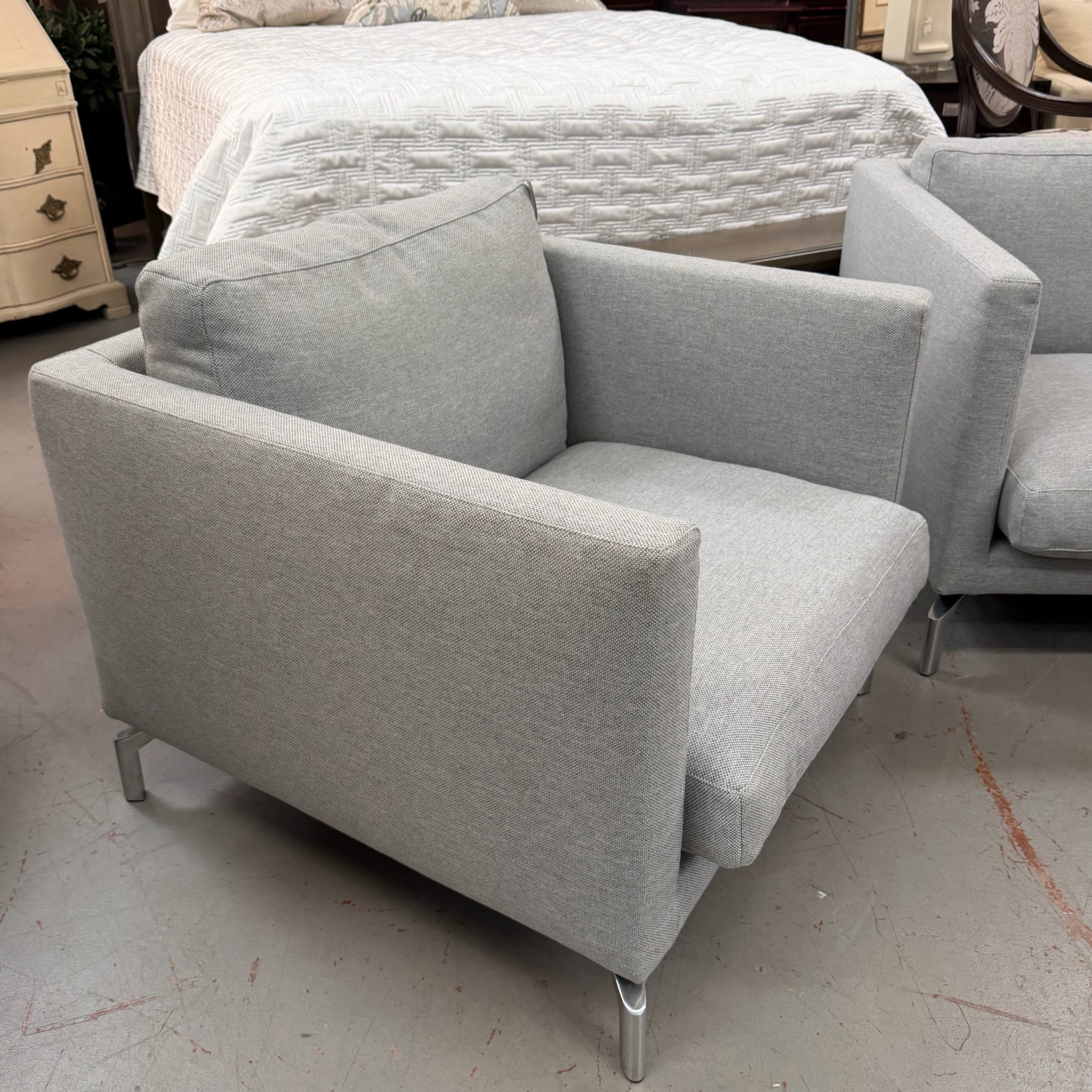 Design Within Reach Comolino Chair 31x35x31 NEW