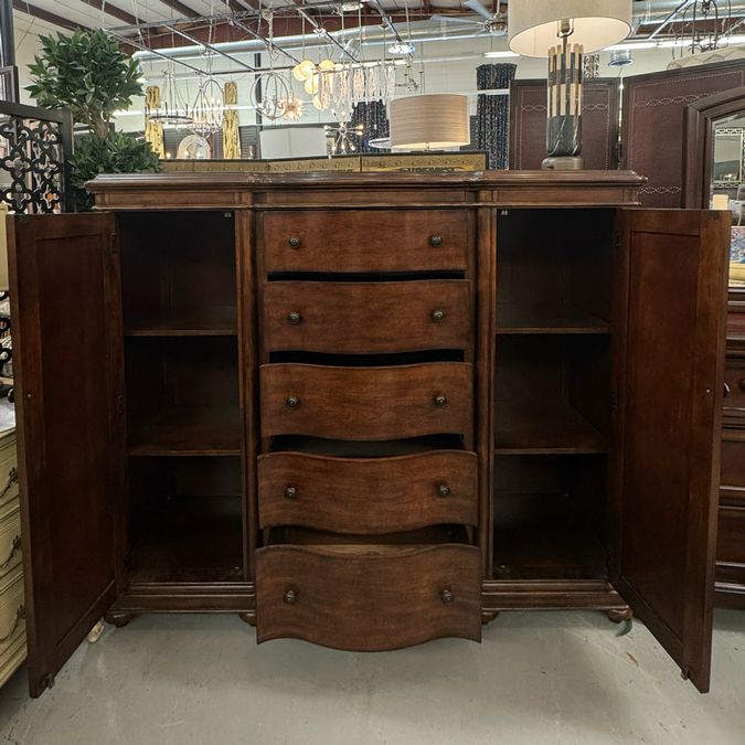Pulaski Montgomery 2-Dr/5-Drw Master Chest 72x21x61