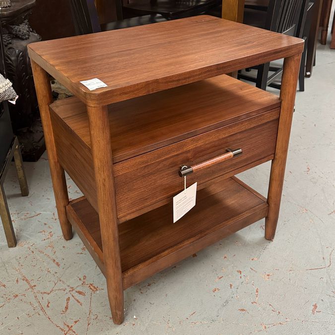 Riverside Furniture 1- Drw Nightstand 26x18x28.5