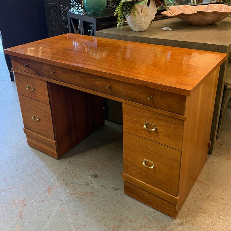 Distinctive Furniture by Stanley MCM Walnut Desk 48x23x29