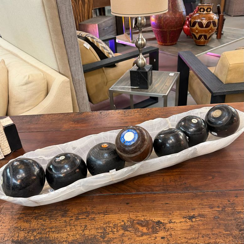 SET/8 Antique Olive Wood Scottish Lawn Bowls