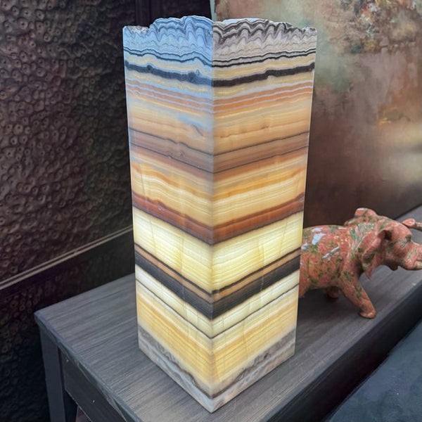 Onyx Accent Light 6x6x16.5