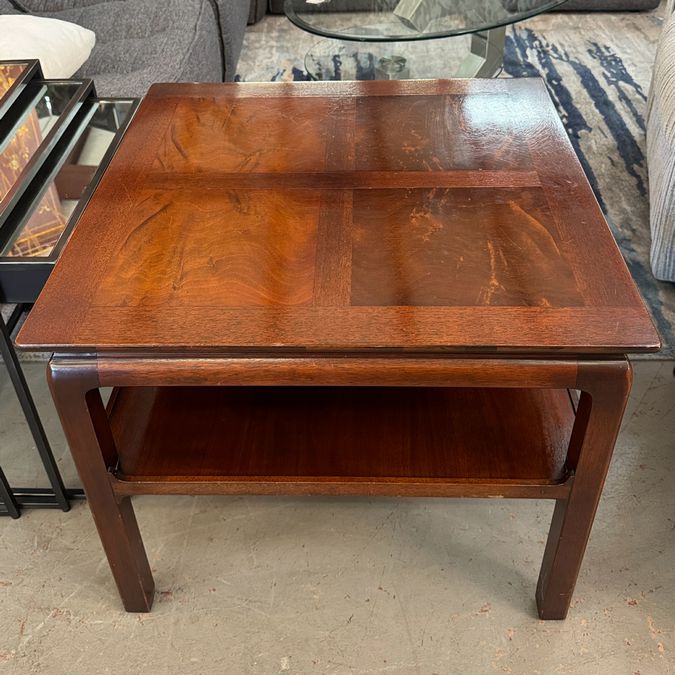 Vintage Heritage Henredon End/Side Table W/Shelf 27x27x22