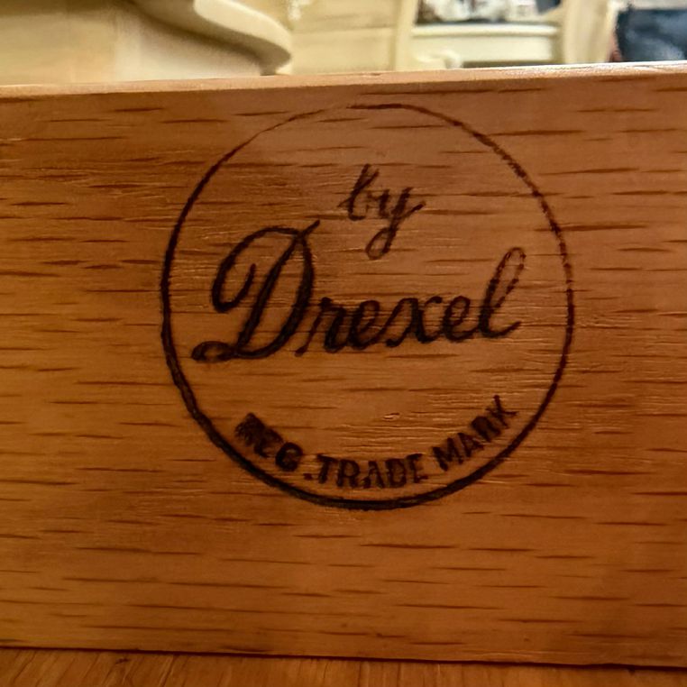 PAIR Vintage Drexel Heritage French Provincial Nightstands 24x17x23