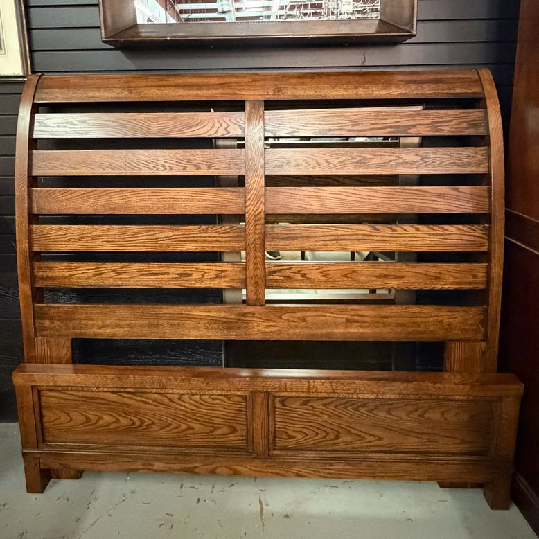 Queen Oak Slatted Sleigh Bed W/HB,FB,SR (no slats) 64x4x59