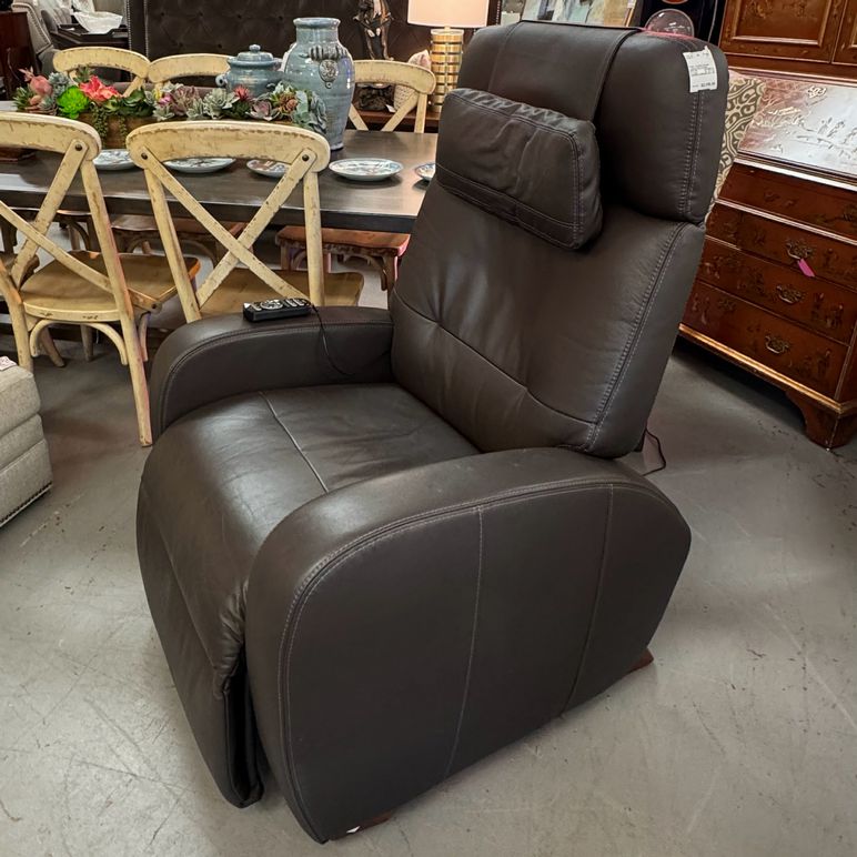 Relax The Back Leather Zero Gravity Recliner 31x32x48