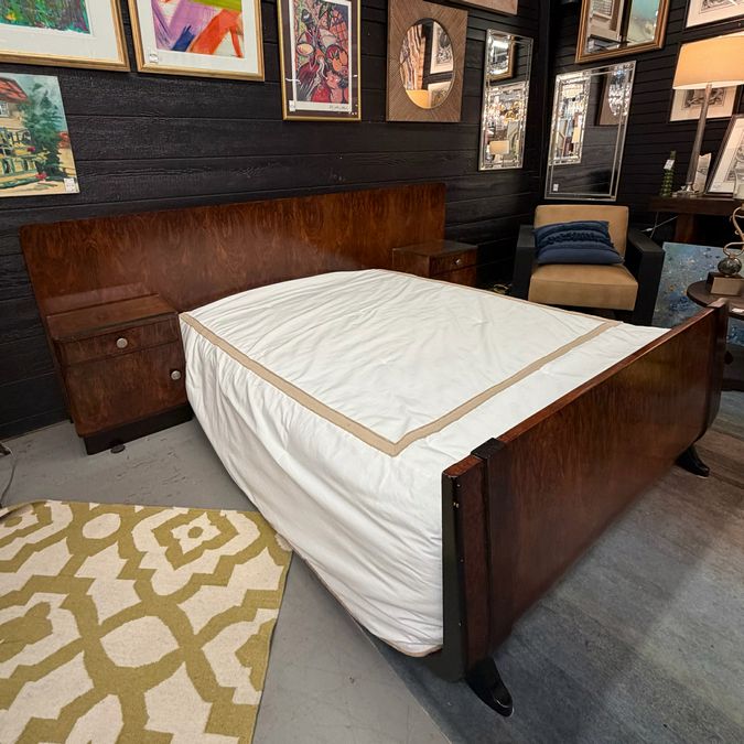 Antique Queen Sieling Burled Walnut Bed W/Nightstands & Frame 9.2'x6.7' AS IS