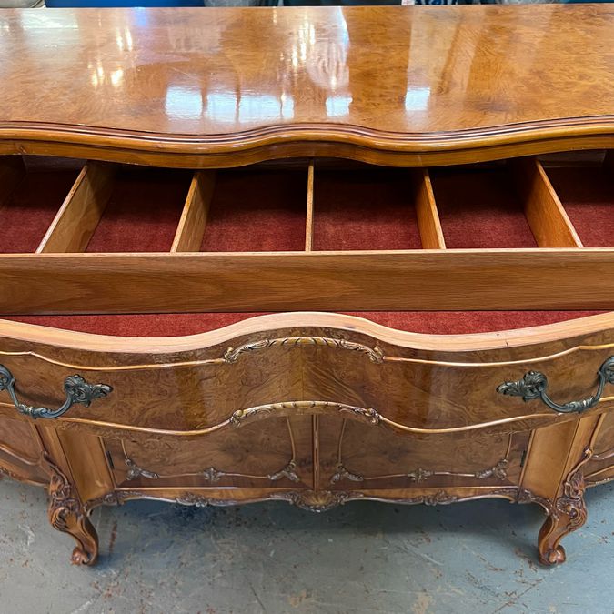 Antique Batesville Romweber French Provencial Louis XV Carpathian Cluster Elm Bu