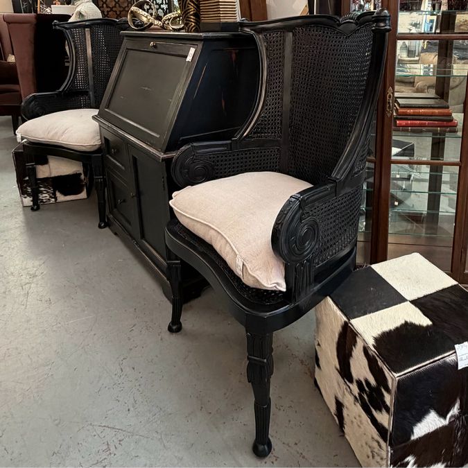 Guild Master 699019P Caned Wingback Chair W/Cushion 32x26x50