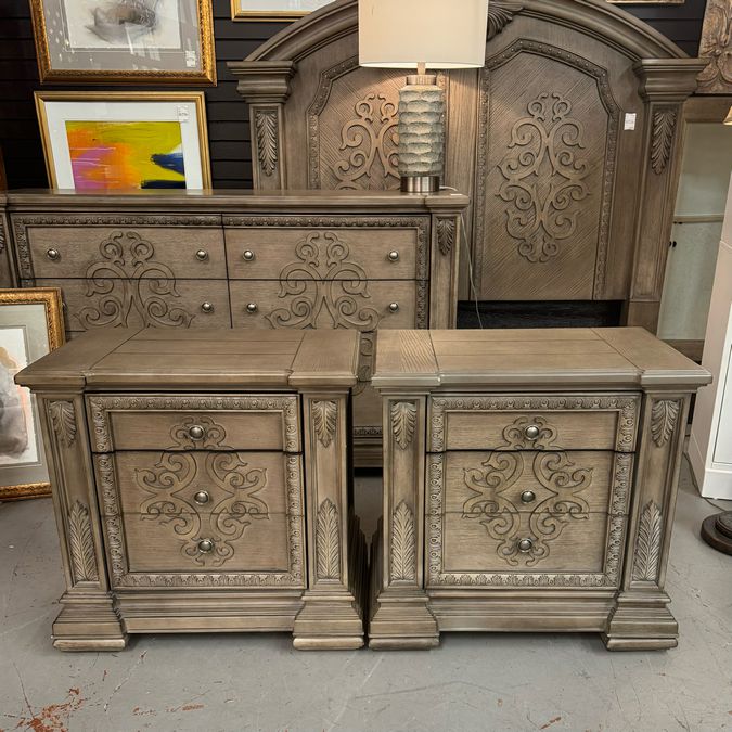 PAIR Avalon Sanctuary 3-Dwr Nightstands 30x18x29.5