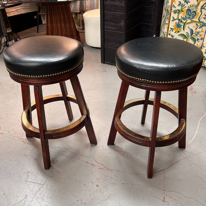 PAIR Darafeev 938 Black Leather/Maple Custom Barstools 18x18x29