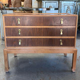 Vintage Hekman 3-Drw Chest/Nightstand 32x17x37
