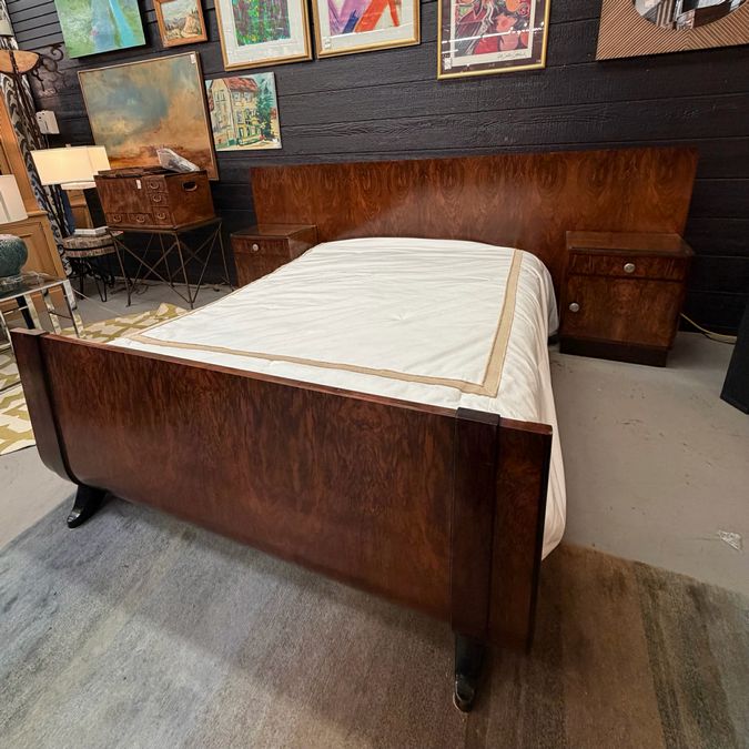 Antique Queen Sieling Burled Walnut Bed W/Nightstands & Frame 9.2'x6.7' AS IS
