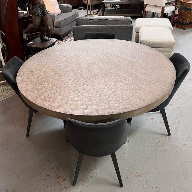 Abreia 60"D Oak Table W/Metal Base W/4 Nuevo Renee Shale Velvet Titanium Chairs