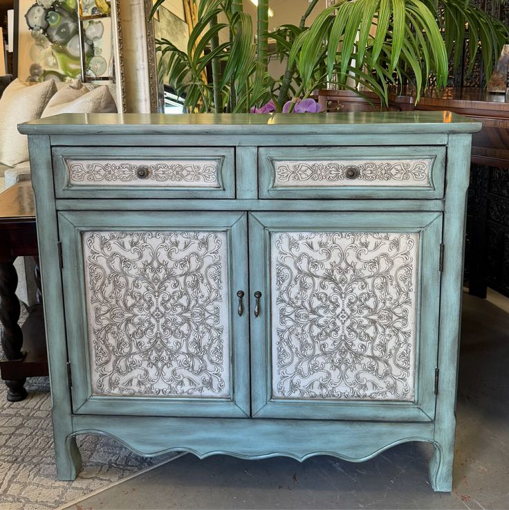 Narrow Blue & Cream 2-Door/2-Dwr Console Cabinet 40x11x36.5