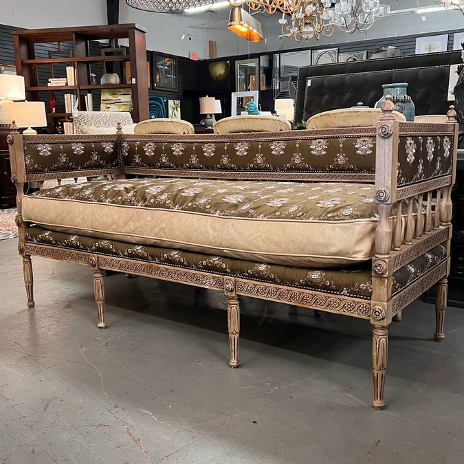 Custom Lindon Style Bench by Old Hickory Tannery 77.5x30x39
