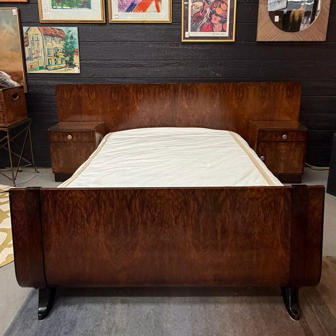 Antique Queen Sieling Burled Walnut Bed W/Nightstands & Frame 9.2'x6.7' AS IS