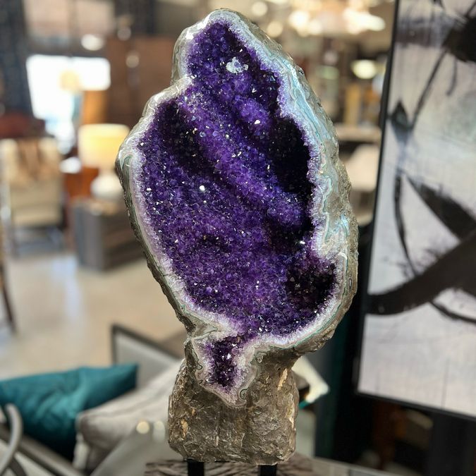 34" Amethyst Quartz W/Stand