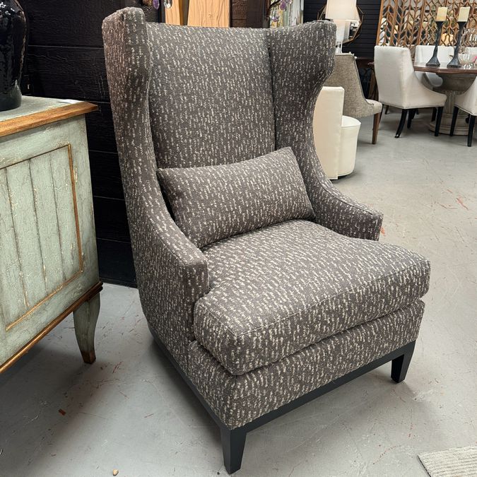 Custom Bernhardt Upholstered Lee Jofa Modern Fabric Wingback Chair 32x37x46.5 NE