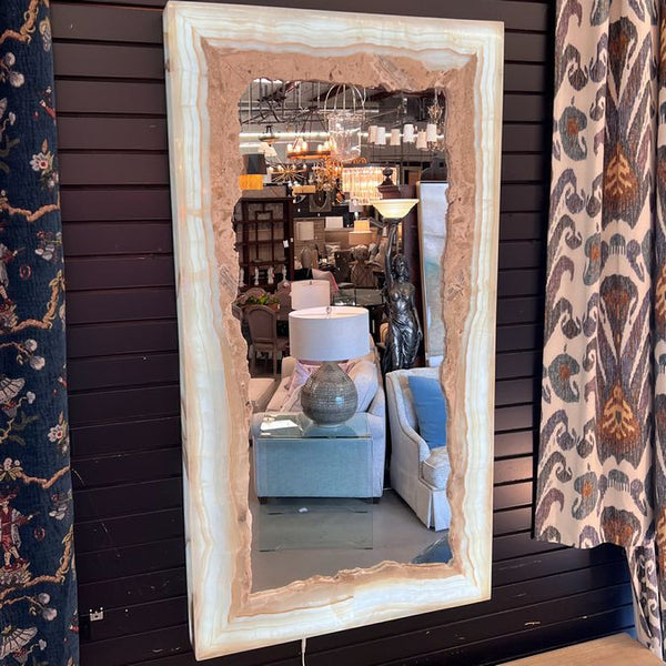 Lighted Onyx Wall Mirror 31.5x4x58.5