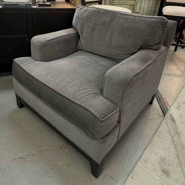 PAIR Ethan Allen Arcata Chairs 38x40x36