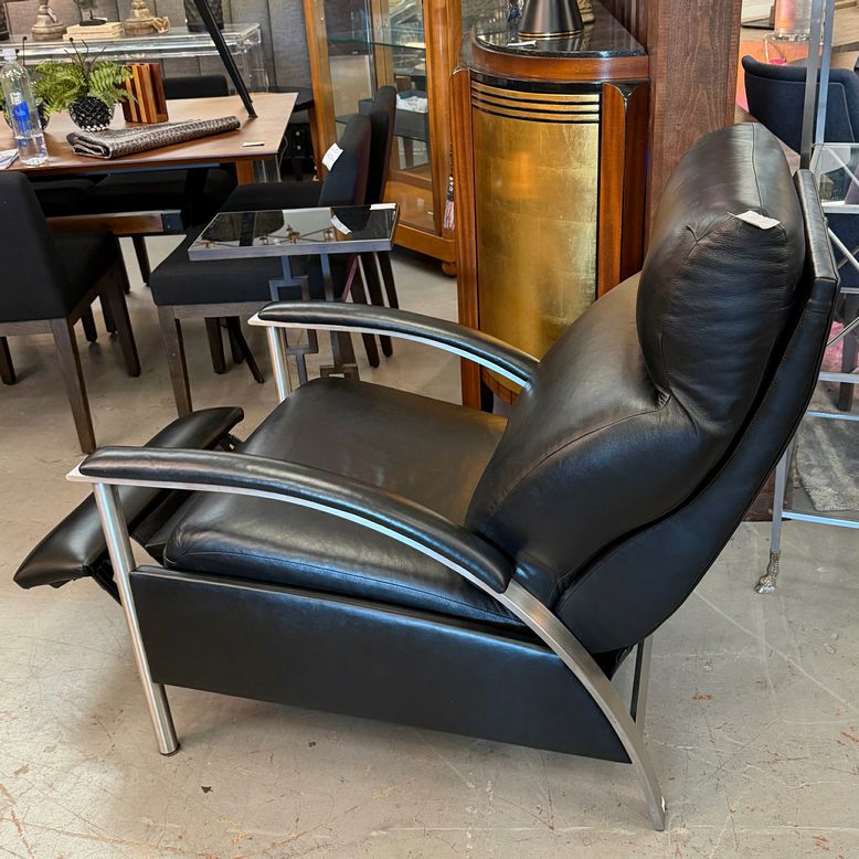 Ethan Allen Custom Black Leather & Chrome Recliner 27x37x41