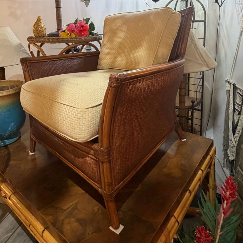PAIR Ethan Allen Faux Bamboo & Wicker Chairs 34x37x35 & Ottoman