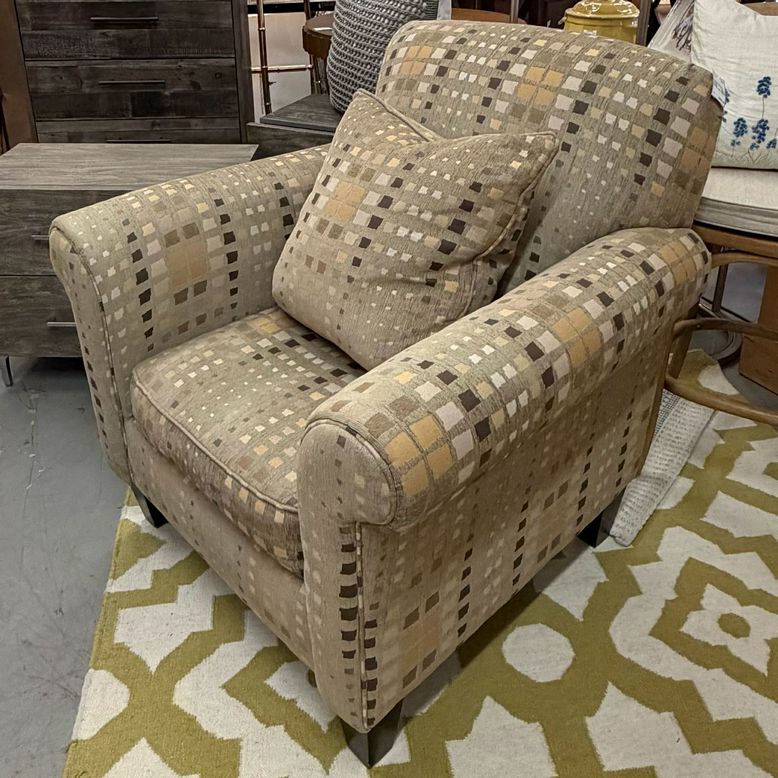 Havertys Sandy Taupe Squares Accent Chair 37x34x37 FINAL SALE