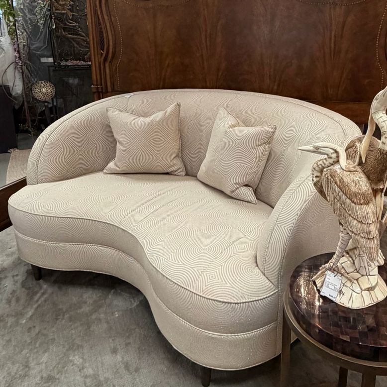 Ethan Allen "Channing" Curved Sofa W/Pillows 64x44x33