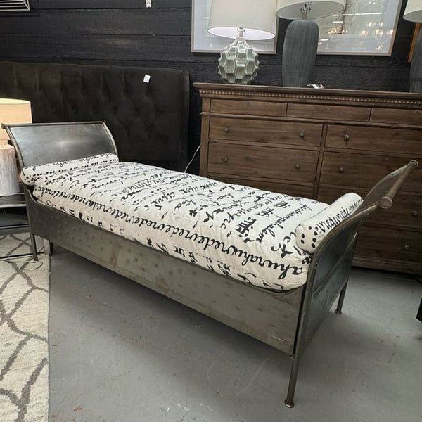 Antique/Vintage French Steel Daybed 90"Lx32"Wx37.5"H