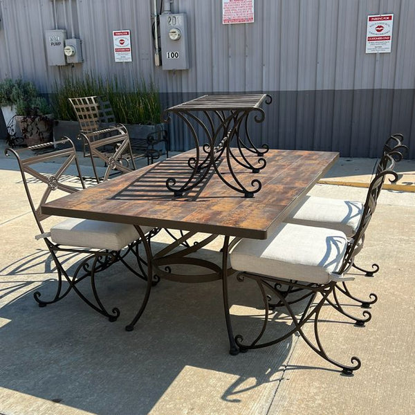 O.W.Lee Classico Table W/4 Chairs & Bench